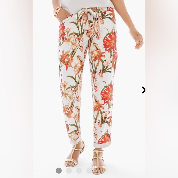 Chico’s Floral Cargo Ankle with a Tie - Picture 1 of 12
